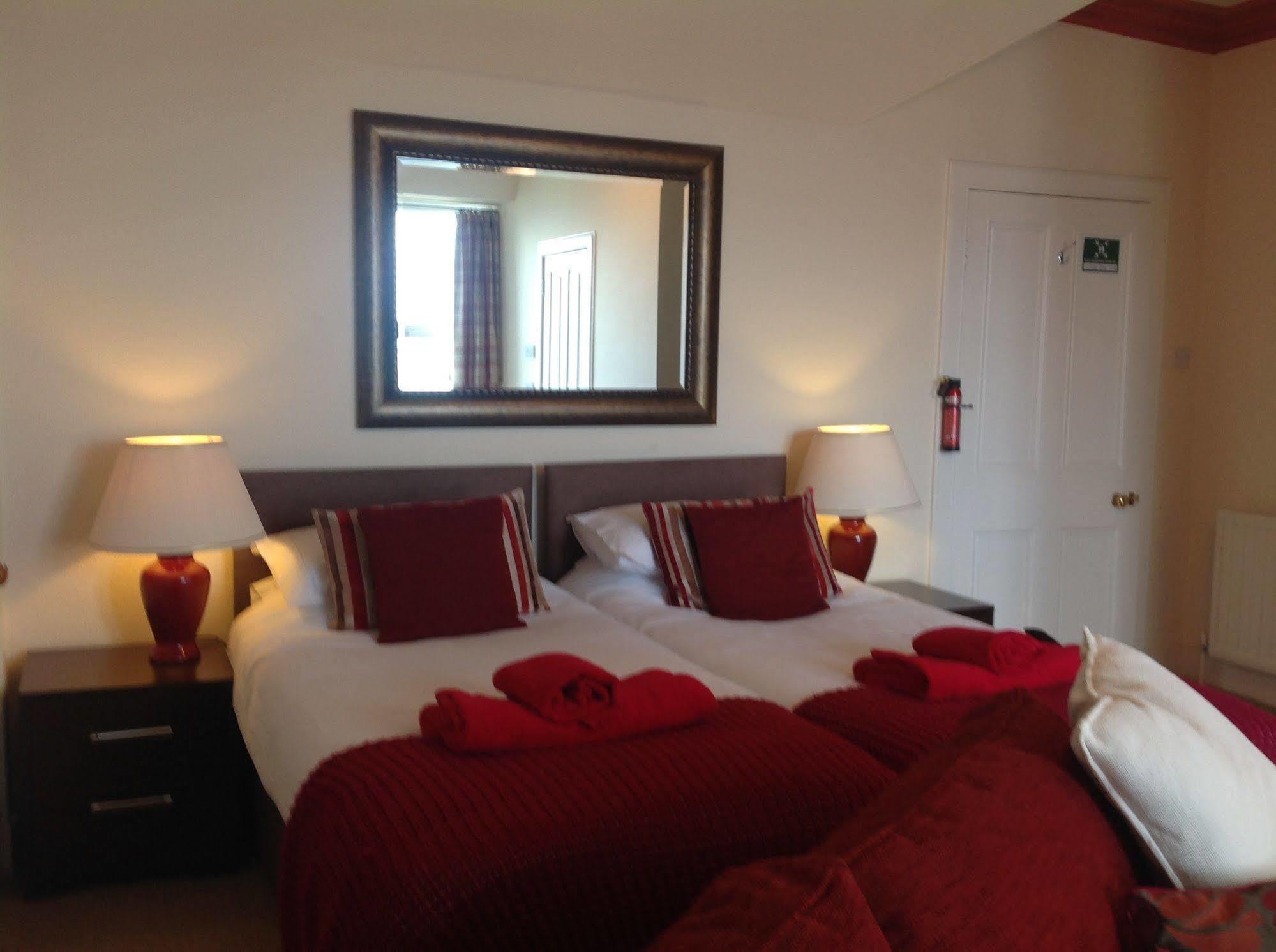 Norland B&B Lossiemouth Eksteriør bilde